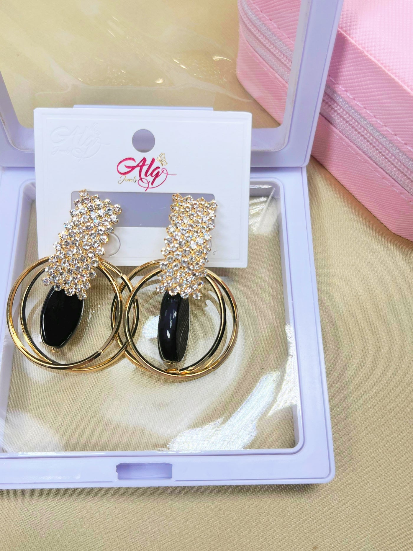 New Style Pearl Drop Earrings for Women Crystal long Tassel Antique Earrings For Girl