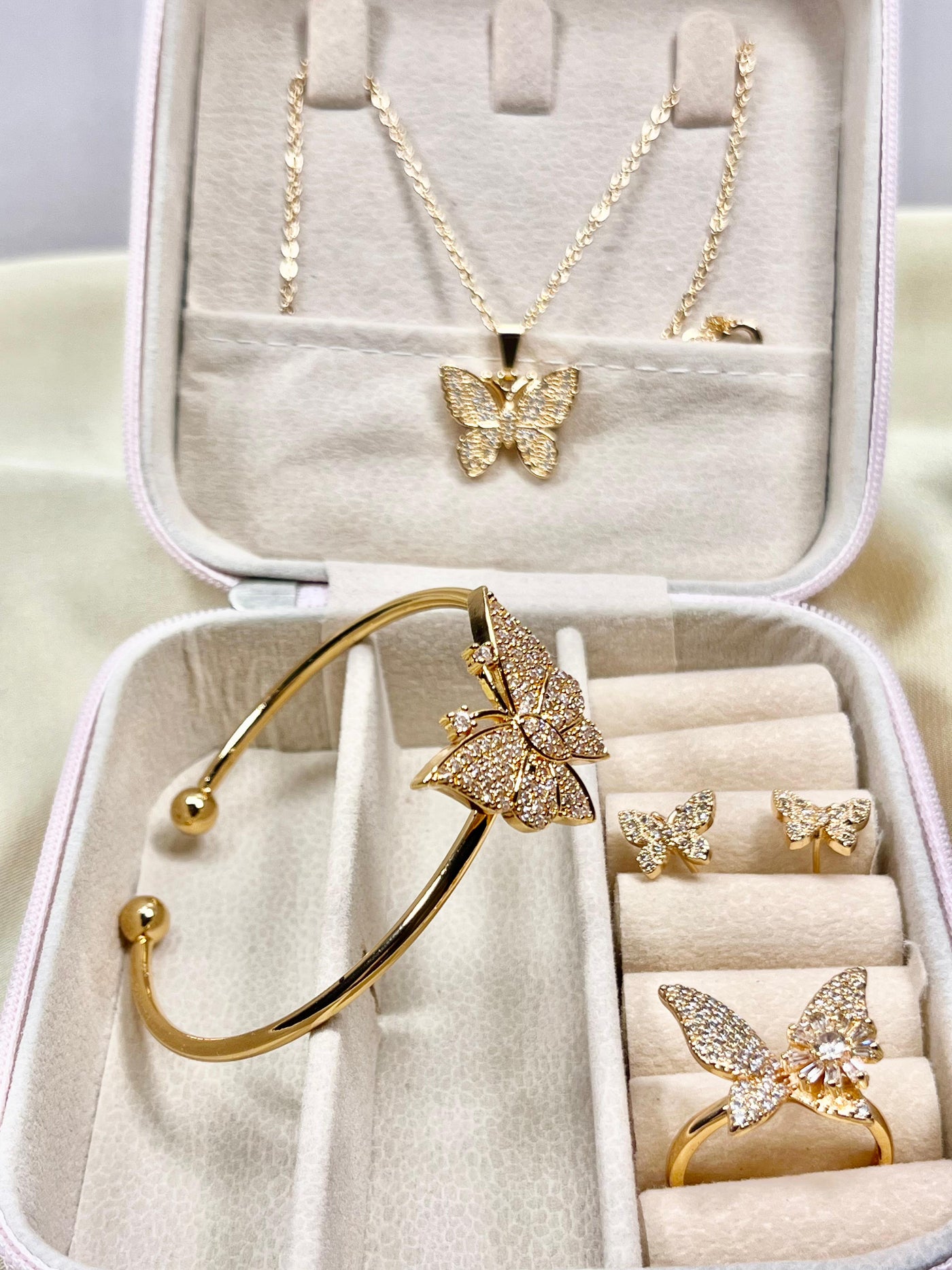 4 PCS Cute Butterfly Shaped Necklace Earrings Sets Jewelry Crystal Sets Gift