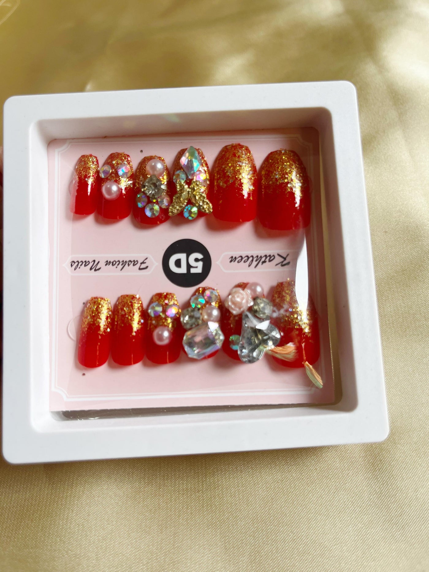 5D Fashion Nails - Red with Glitter and Rhinestones